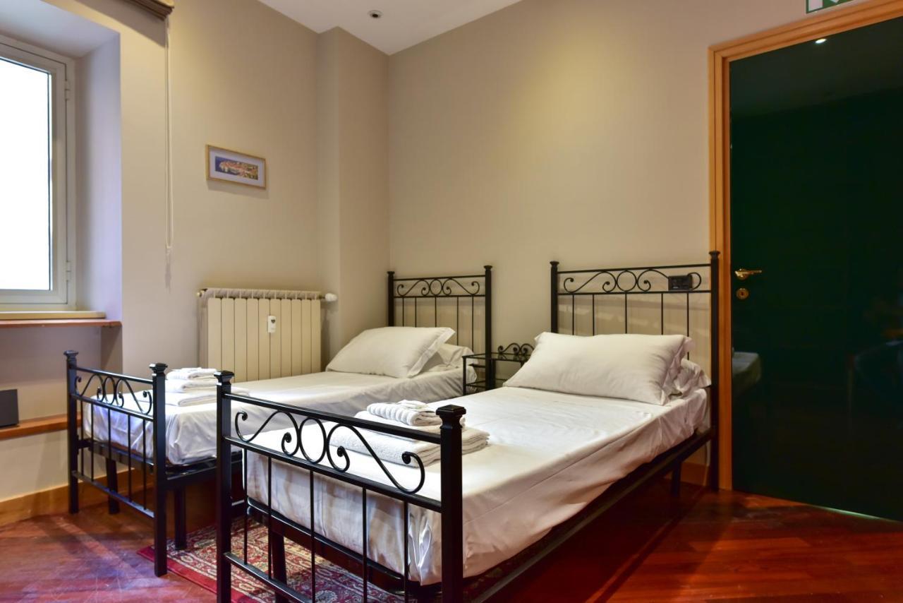 Elegant & Cozy Apartment In The Heart Of Roma Exterior foto